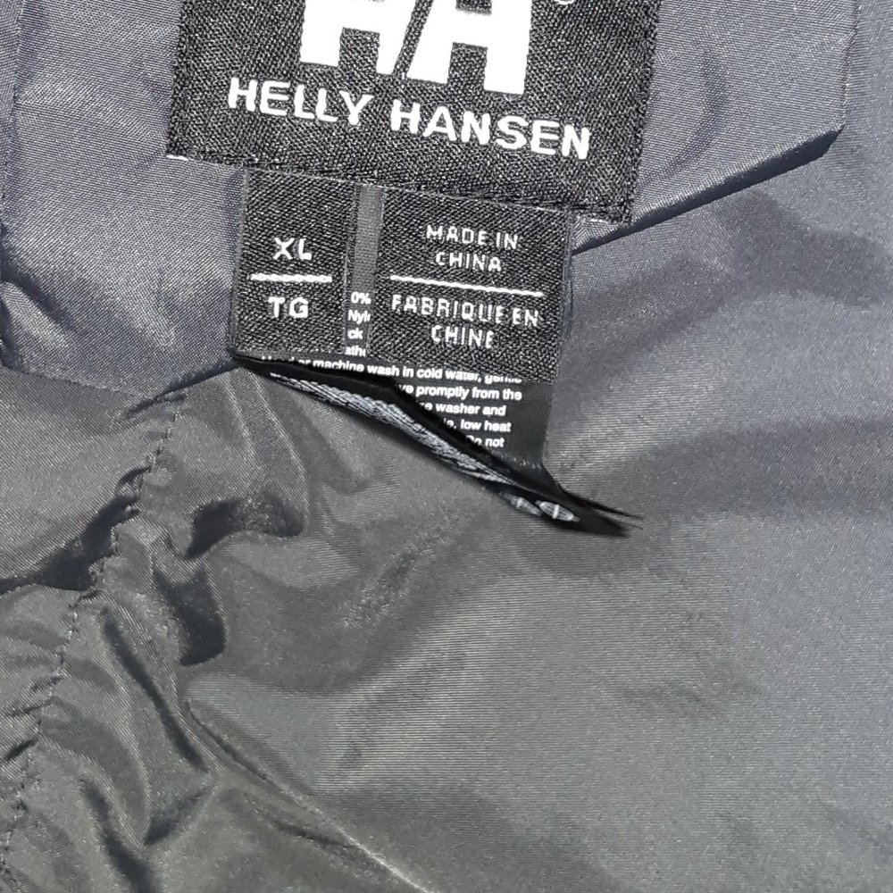 MENS HELLY HANSEN REVERSIBLE PUFFER JACKET